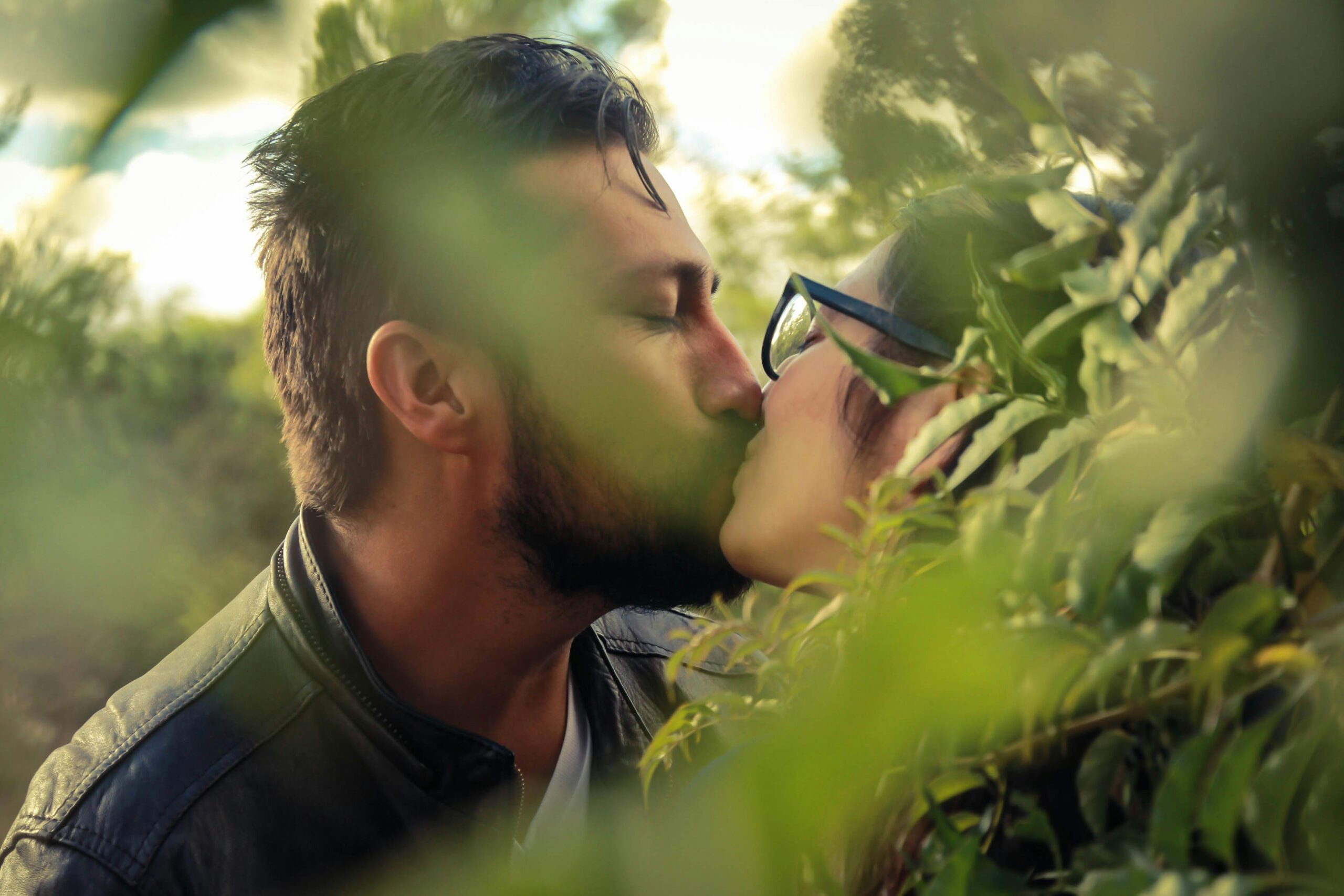 How to Kiss with Tongue